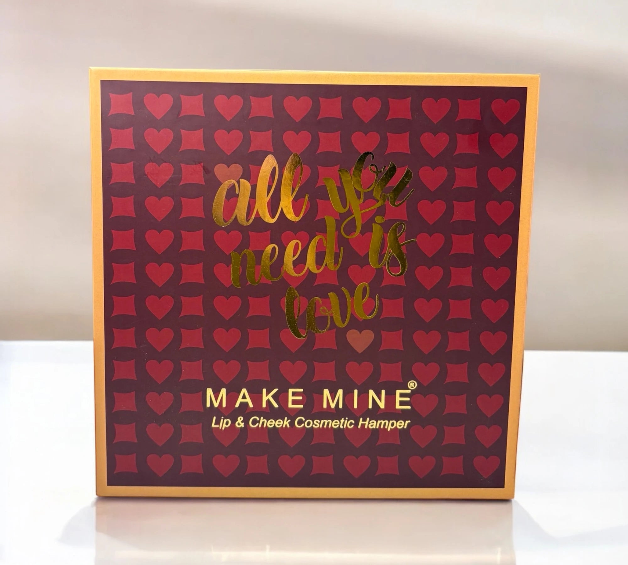 Lip & Cheek Cosmetic Hamper